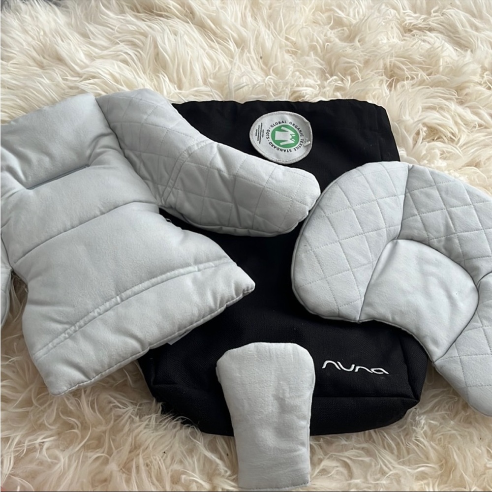 Nuna newborn insert
